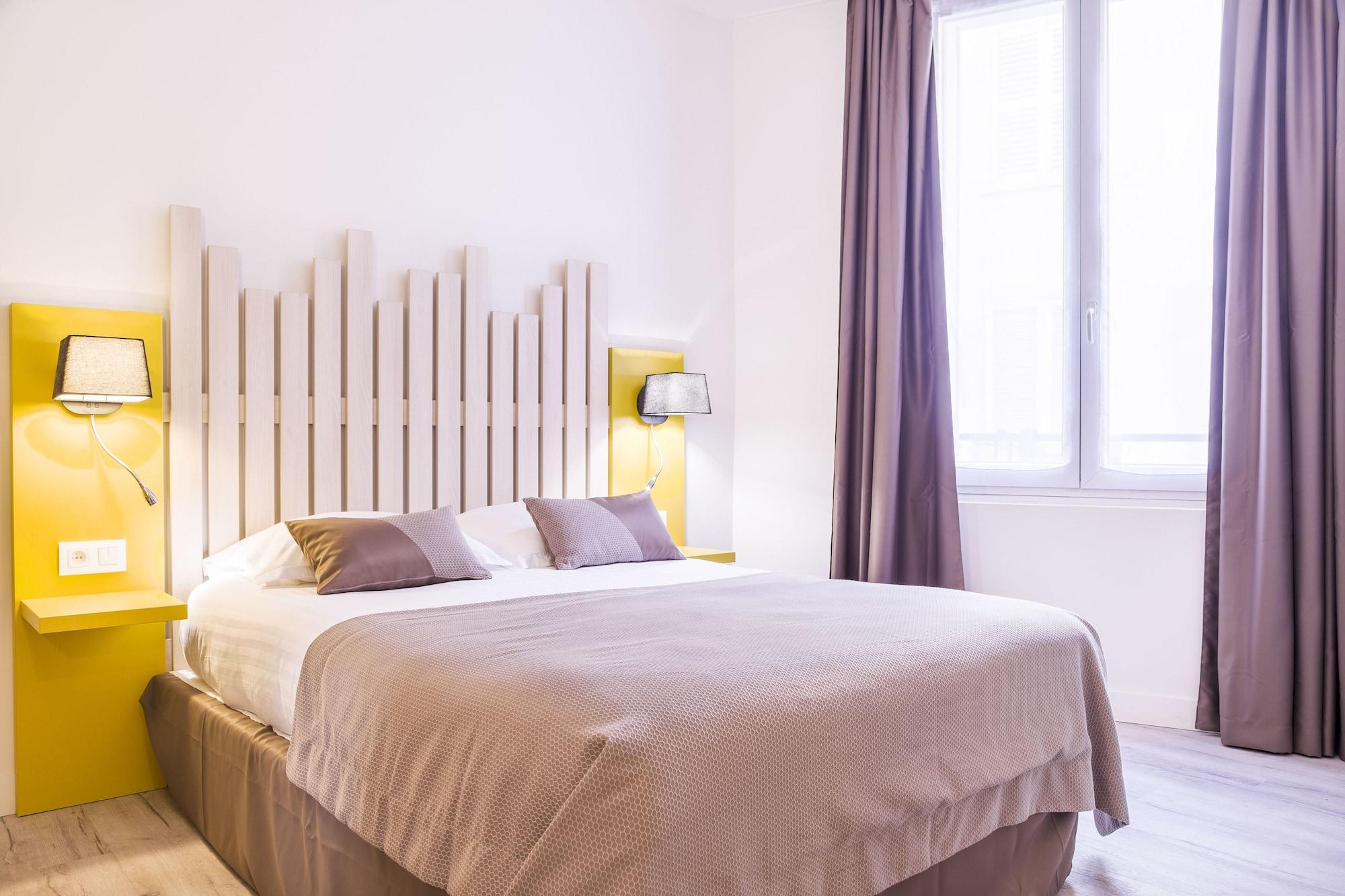 Hotel Des Arts Rueil-Malmaison Buitenkant foto
